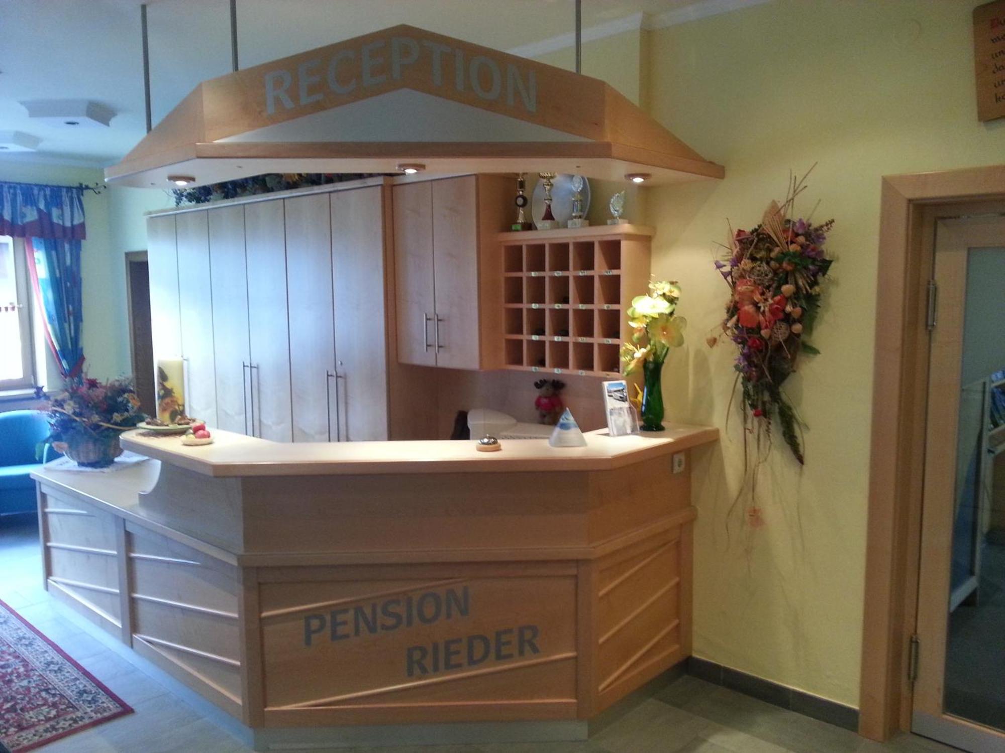 Pension Rieder คาพรูน ภายนอก รูปภาพ